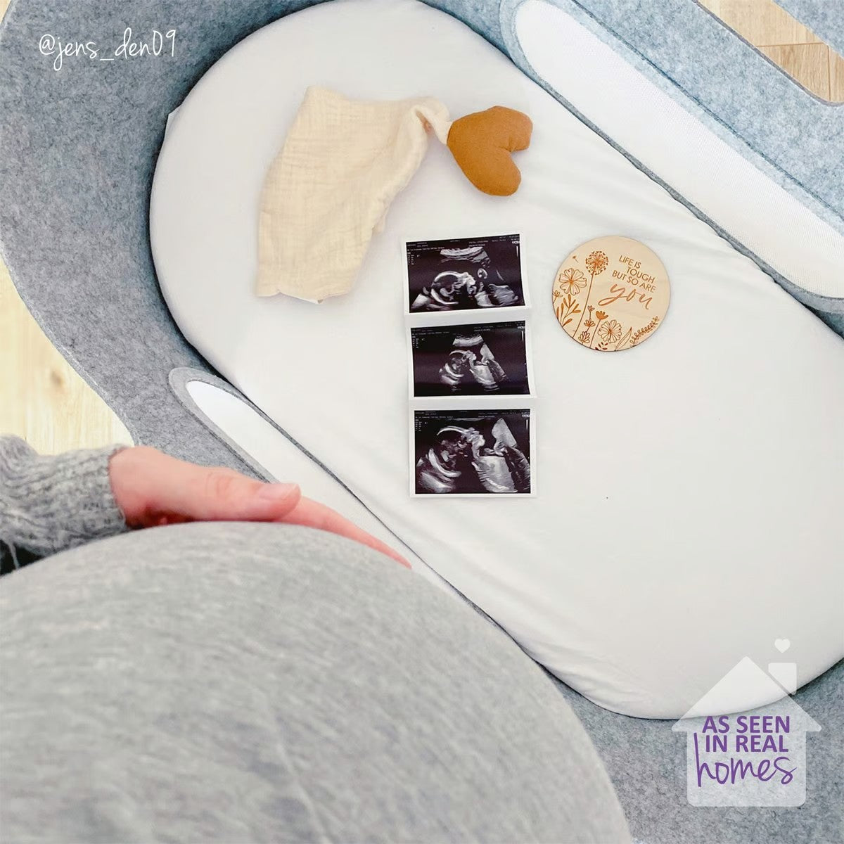 SnuzBaskit Dark Grey Moses Basket &amp; Dove Grey Stand Set