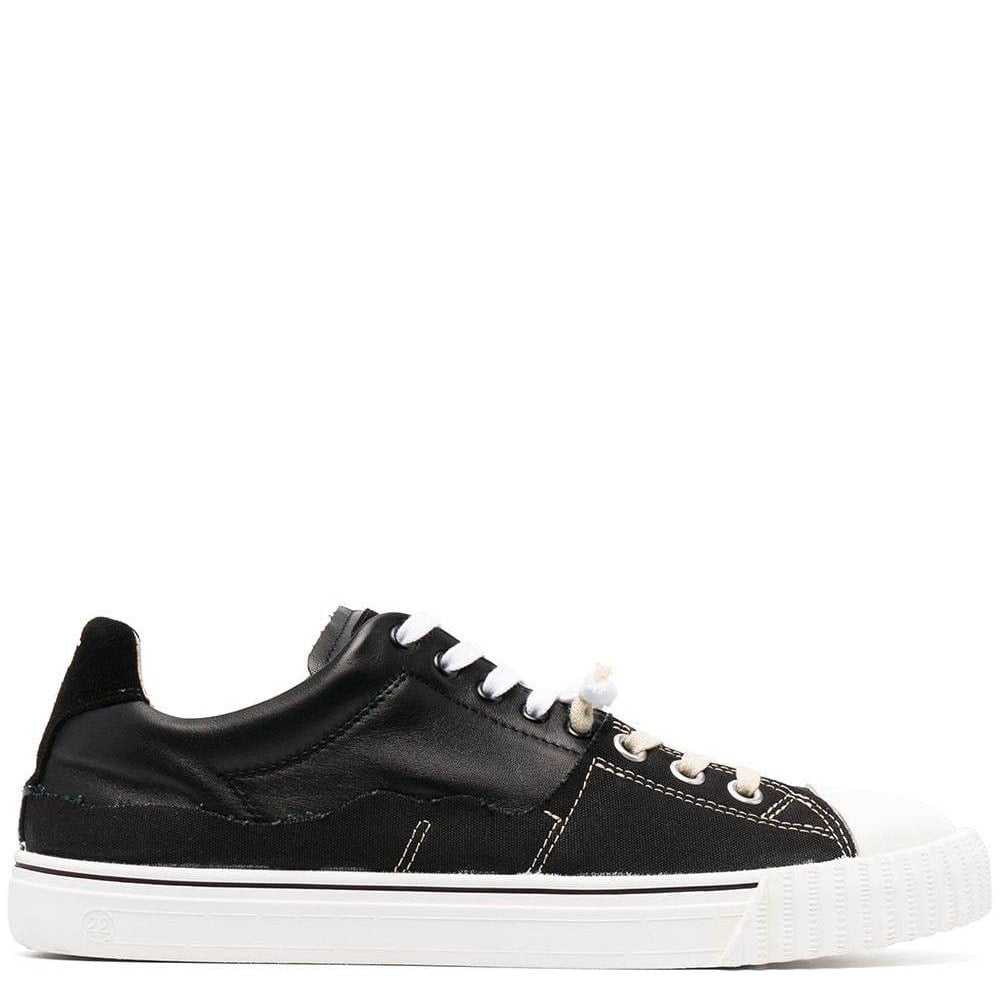 Maison Margiela Men&#39;s Low Top Trainers Part Leather Black