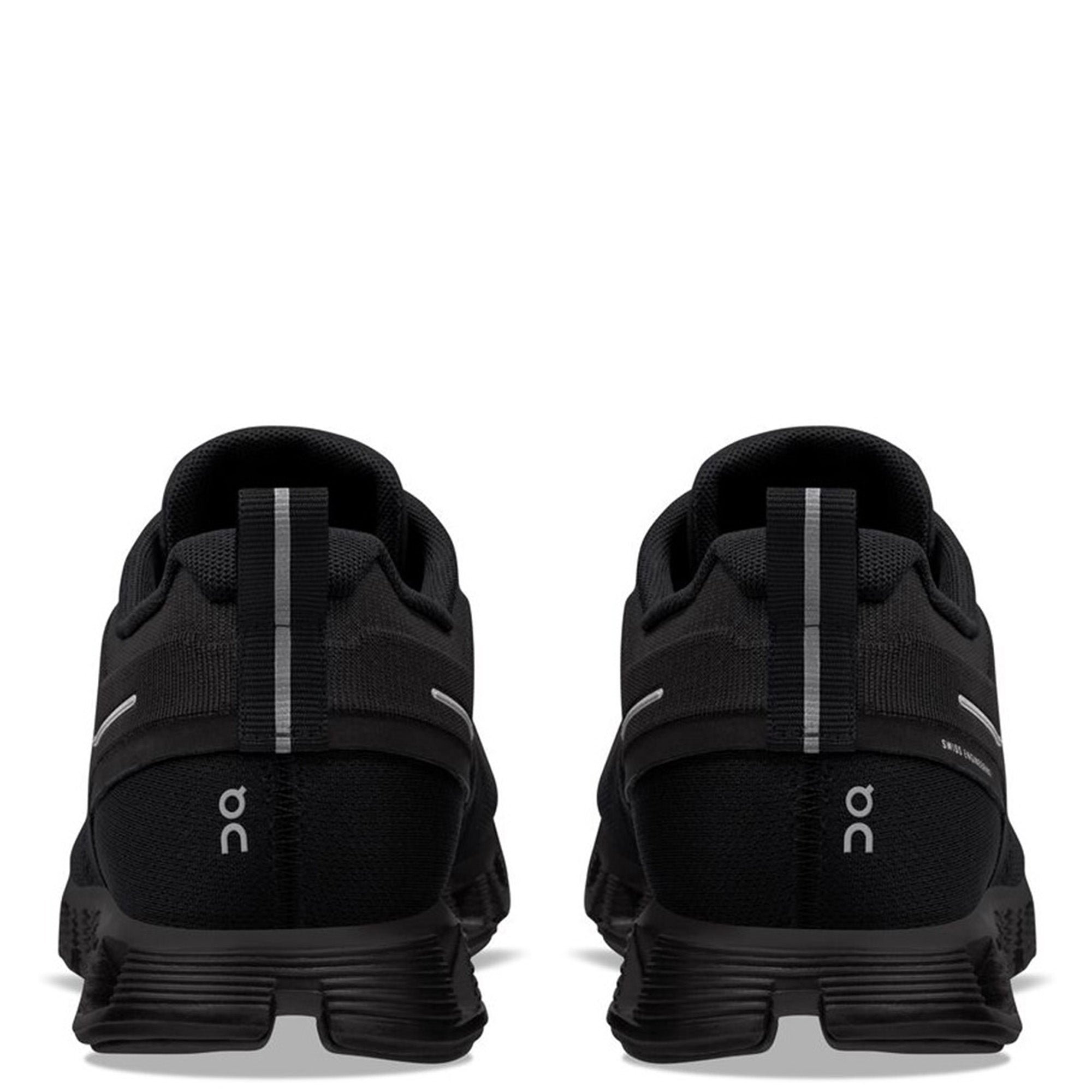 On-Running Men&#39;s Cloud 5 Waterproof Black