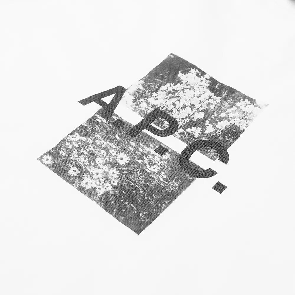 A.P.C Men&#39;s Graphic Teddy T-Shirt White - A.p.cT-shirts