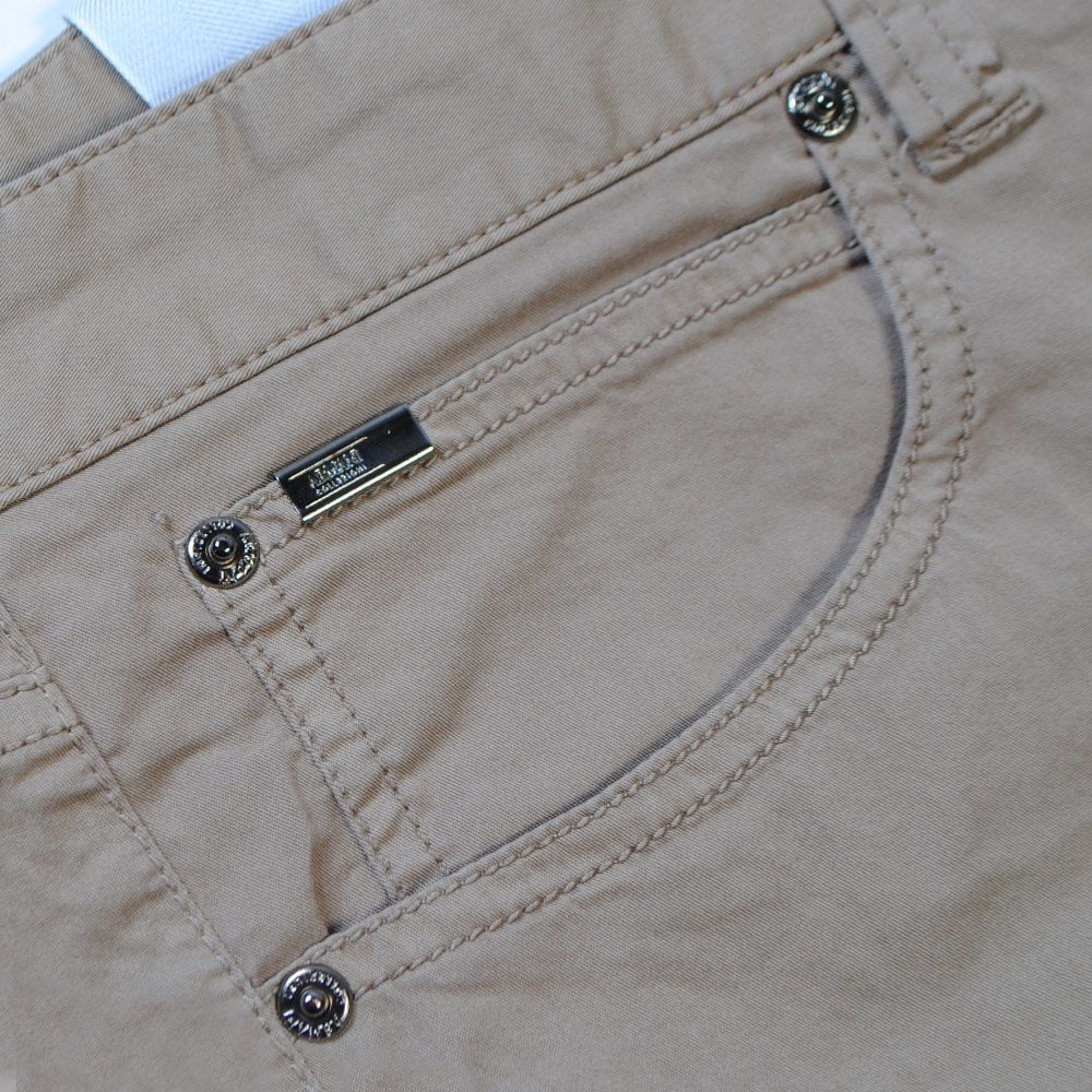 Armani Collezioni Men&#39;s Slim Fit Pants Beige - Armani CollezioniJeans